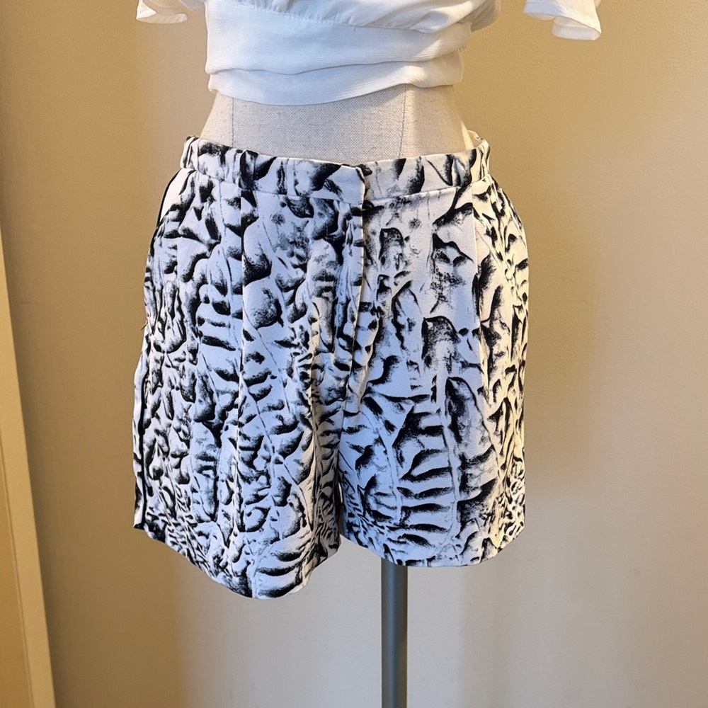 Philosophy Black and White Textured Print Shorts